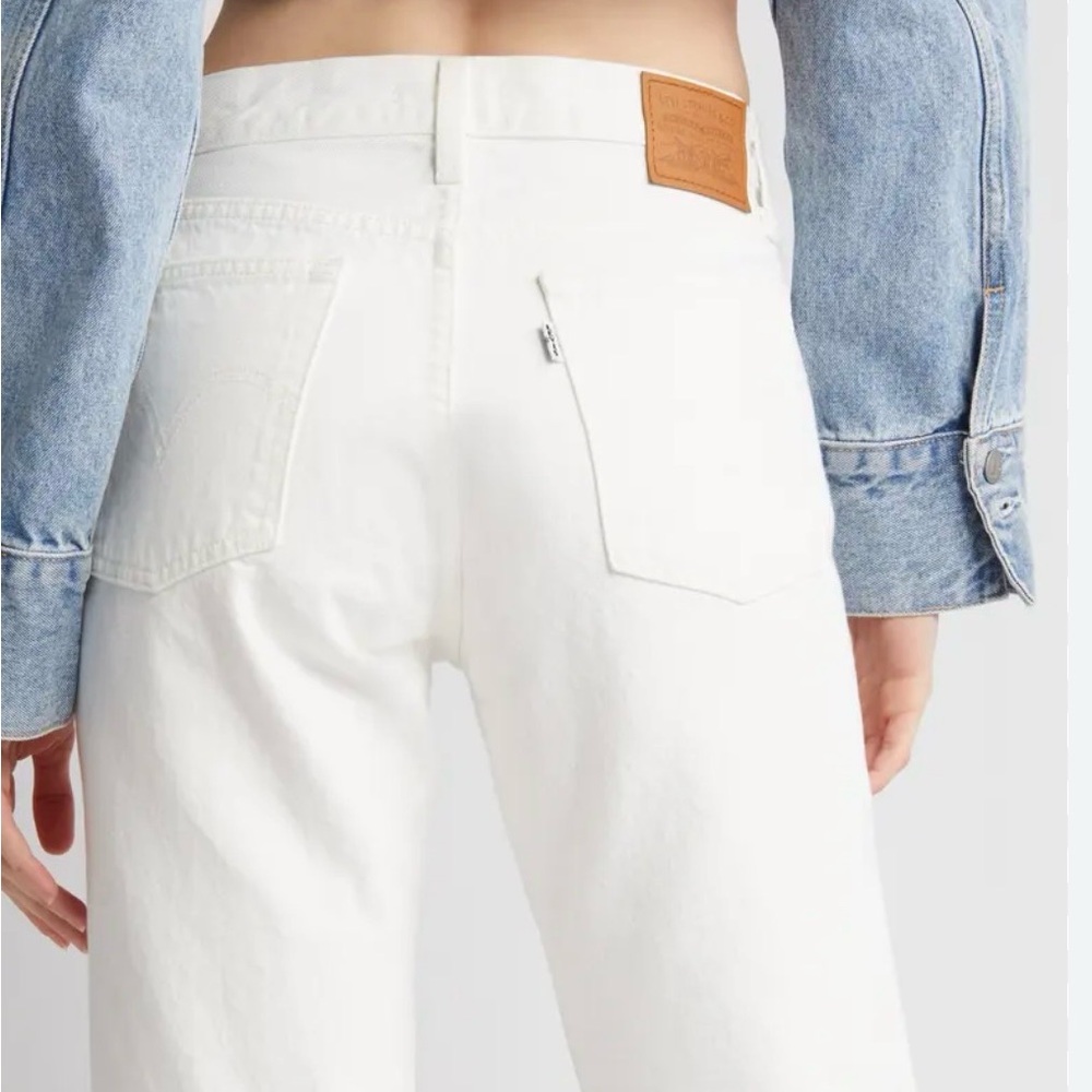 Levi's Women's High Rise Jeans white